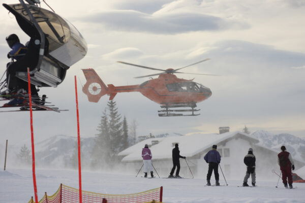 Skiurlaub, Bergrettung, Reiseversicherung, Bergung, Bergungskosten, Wintersport