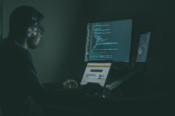 Cyber, Cyber-Versicherung
